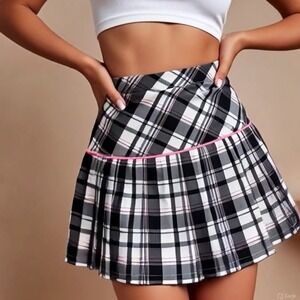 DKNY Y2K Black, White, Pink Plaid Pleated Mini Skater Skirt